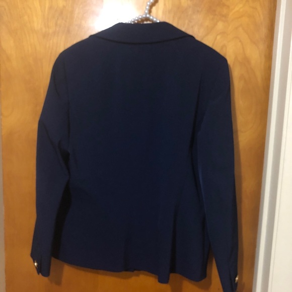 Escada jacket - Picture 2 of 5